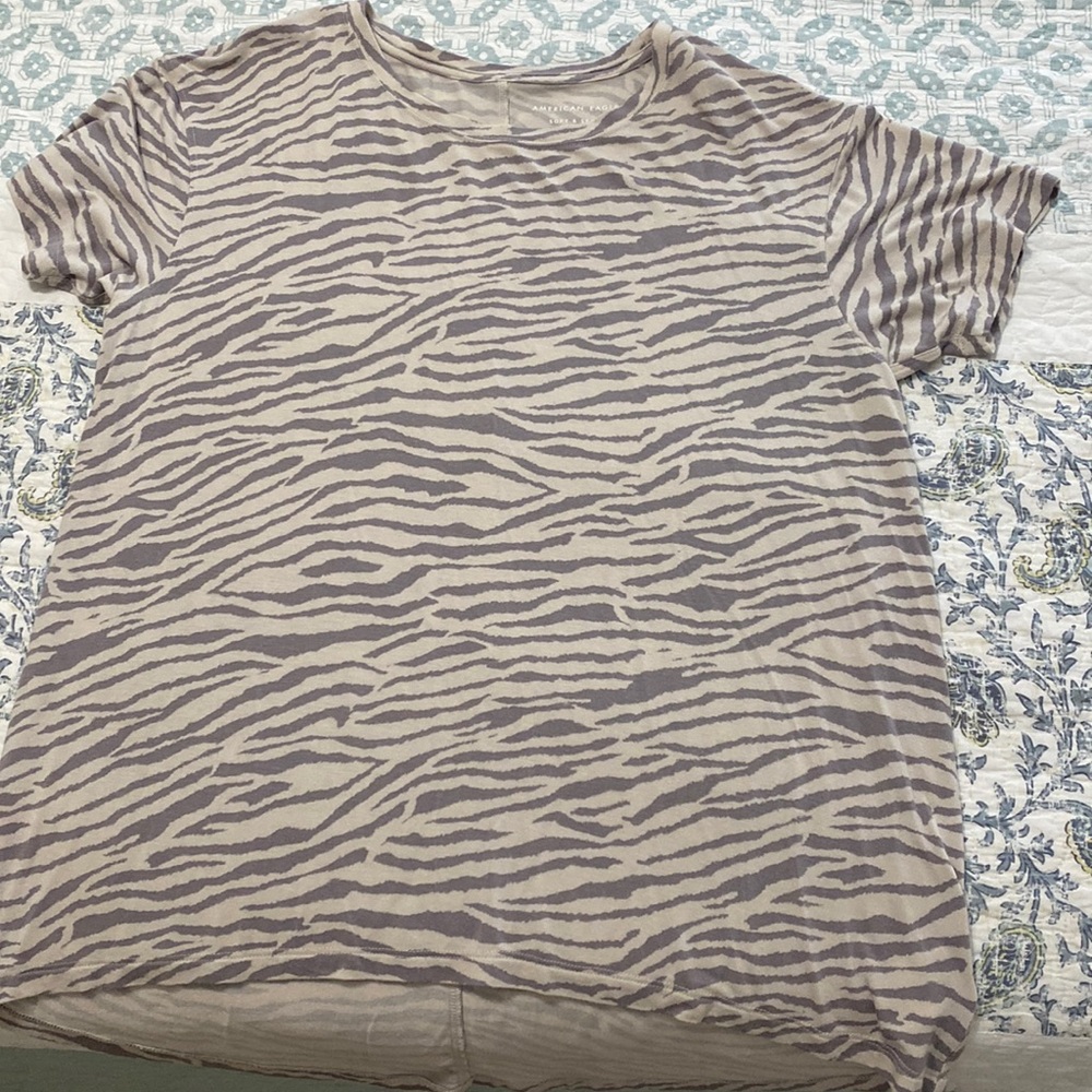 American Eagle soft and sexy Tee